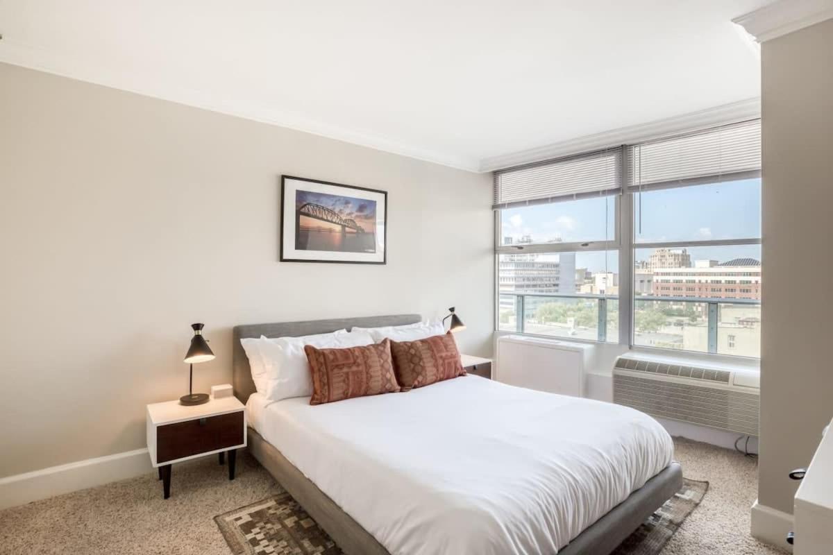 Apartment Two 800 Tower Cozysuites With Gym! 8fl Louisville