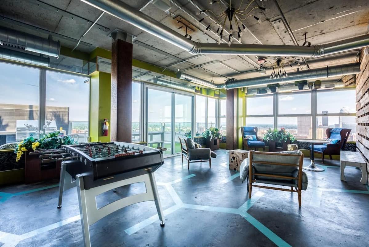 Two 800 Tower Cozysuites With Gym! 8fl * Louisville
